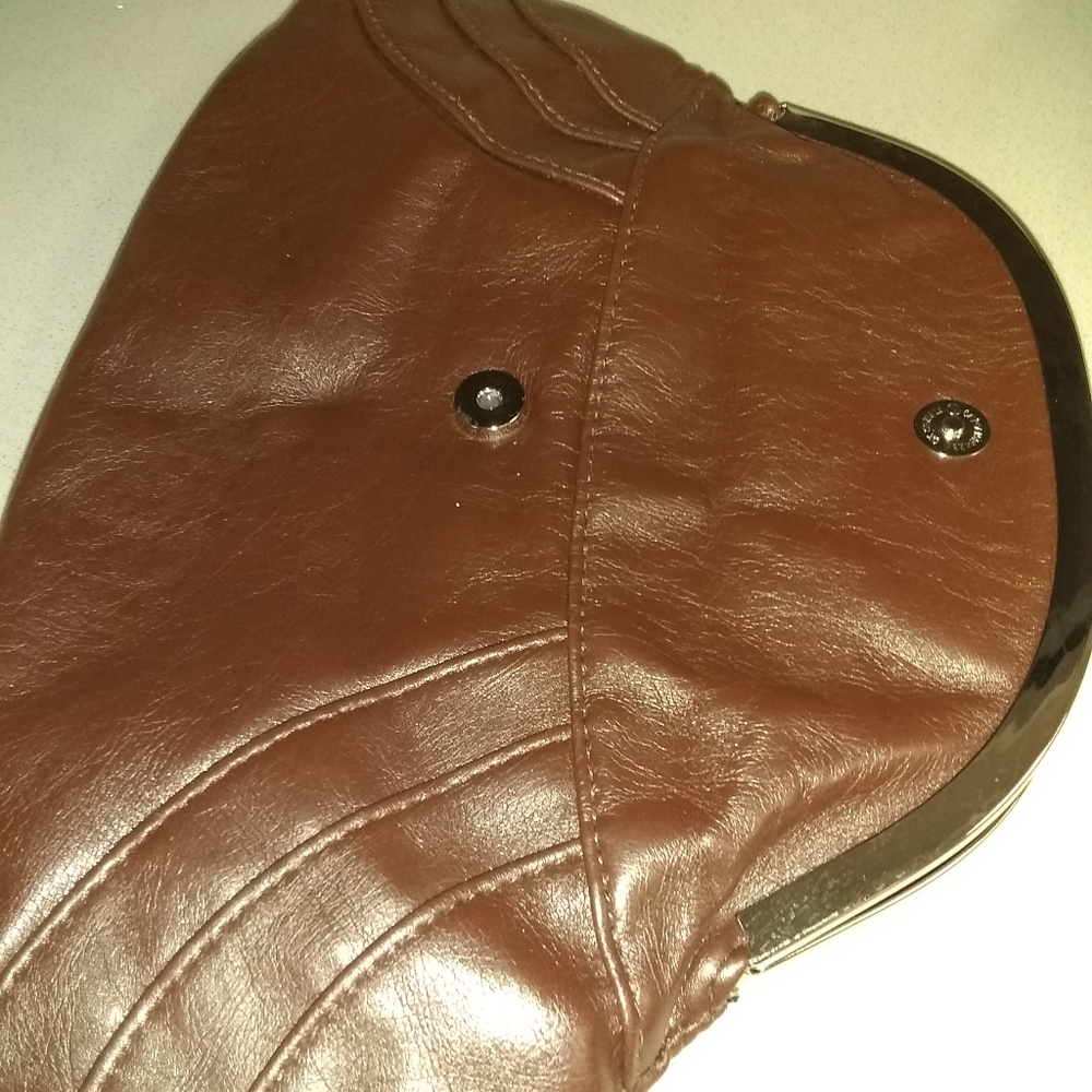 Brown clutch - Picture 4 of 7